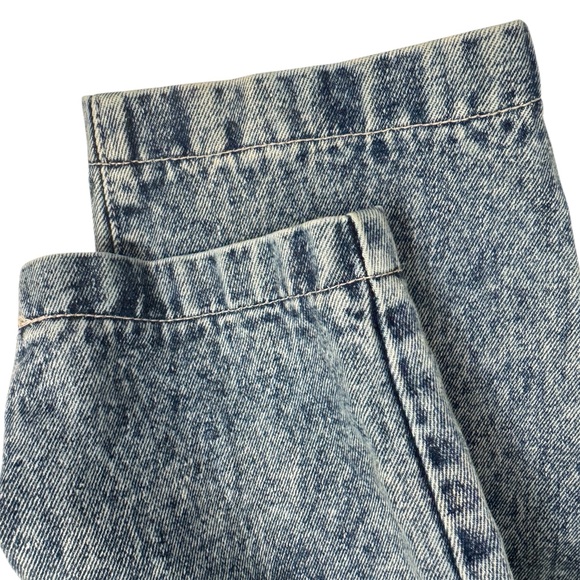 Prezzia Vintage Acid Washed High Waisted Mom Jeans - Picture 4 of 6